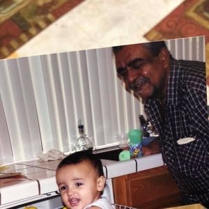 Meet your Posher, Christian